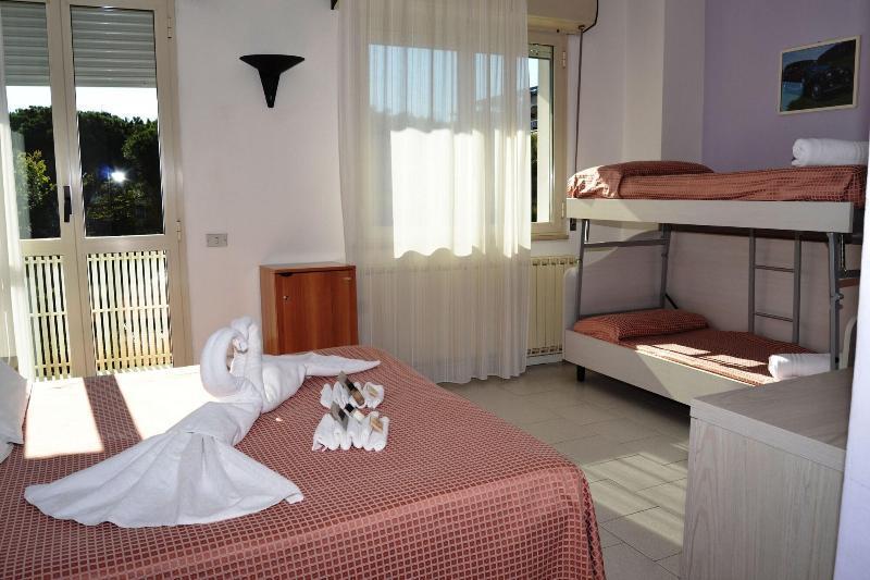 Hotel Suisse Milano Marittima Exterior foto